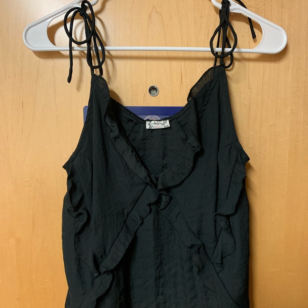 black ruffle tank top